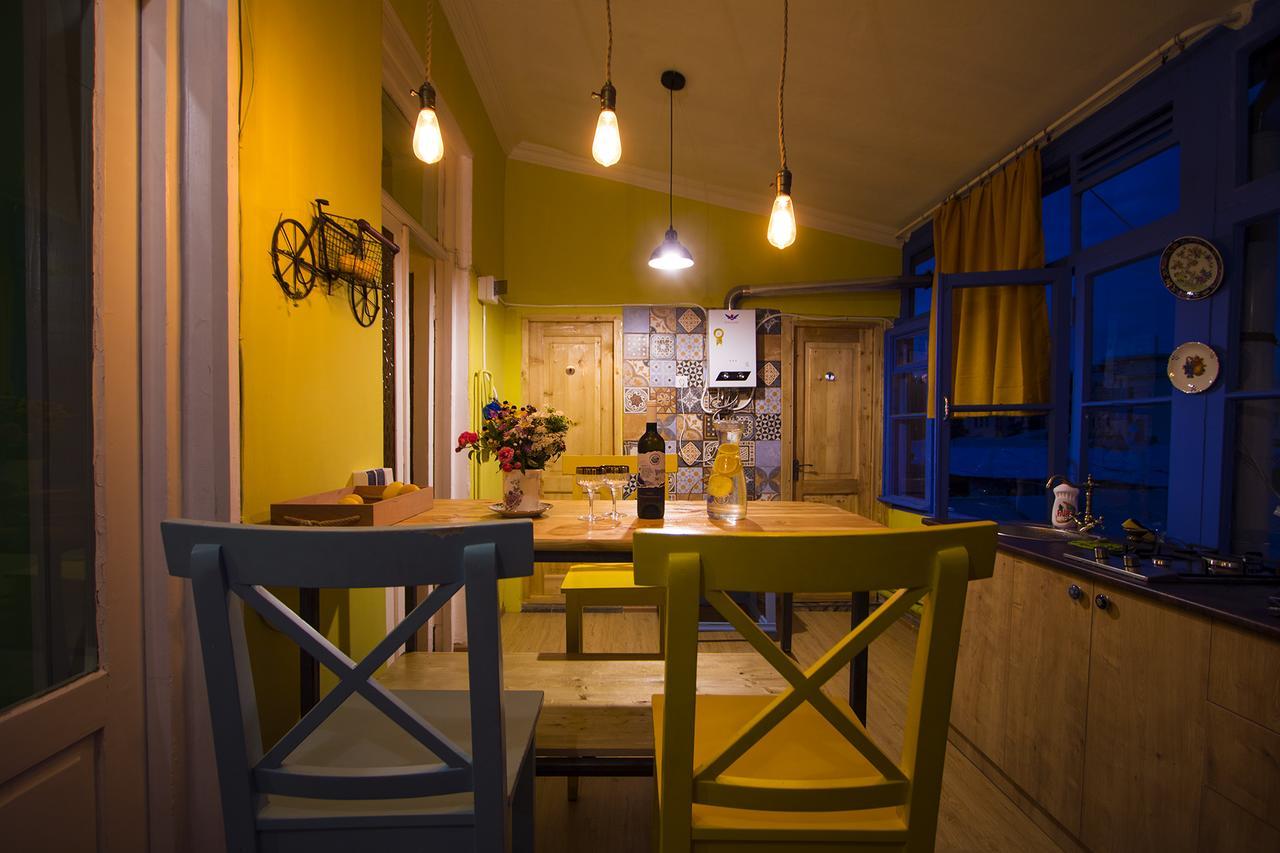 Royz Hostel Tiflis Dış mekan fotoğraf